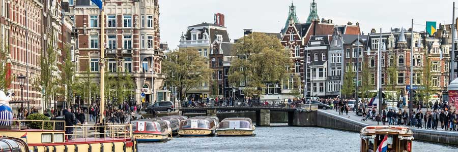 Amsterdam Uçak Bileti